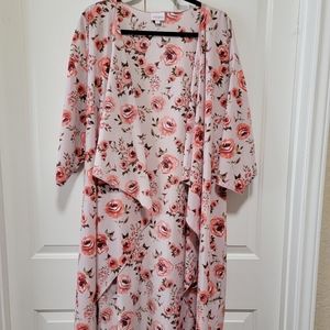 LuLaRoe Shirley grey with roses